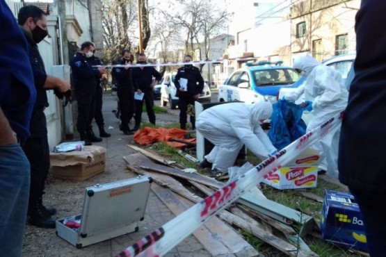 Encontraron el cuerpo de una mujer de 100 años en bolsas de residuos