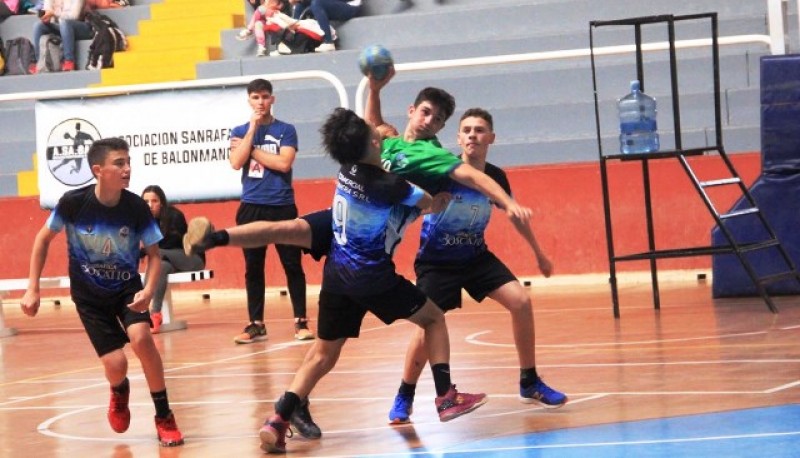 El handball está en el análisis regional.