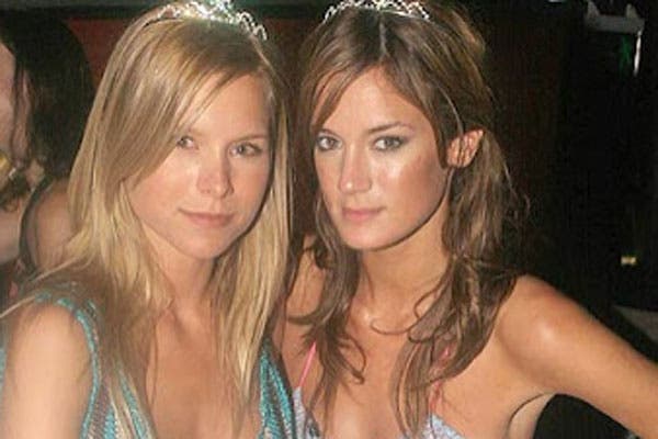 Paula Chaves y su amiga.