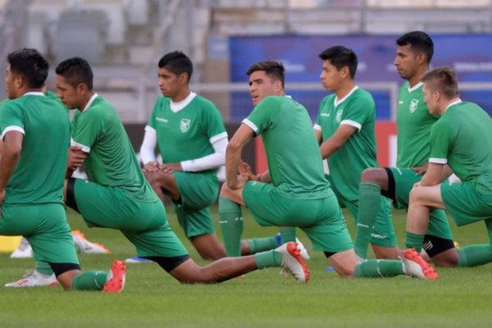 Escándalo en Santa Cruz: jugadores fueron retirados de la selección boliviana previo al partido con Argentina