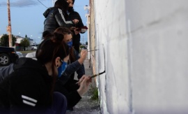 Municipio continúa pintando murales de concientización