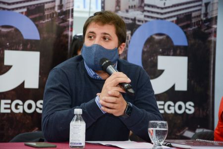 Zuliani: “No debemos pensar que la pandemia se terminó, sino que estamos atravesándola por el trabajo de todos