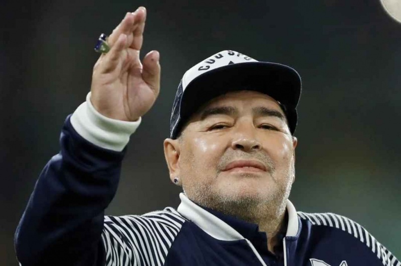 Diego Maradona.