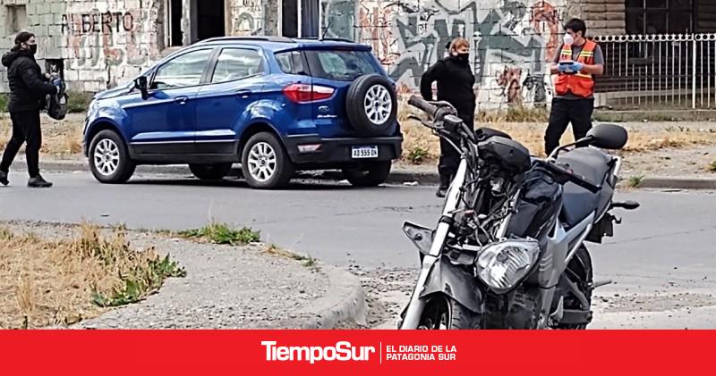 Santa Cruz Dos Motociclistas Heridos Al Ser Chocados 5937