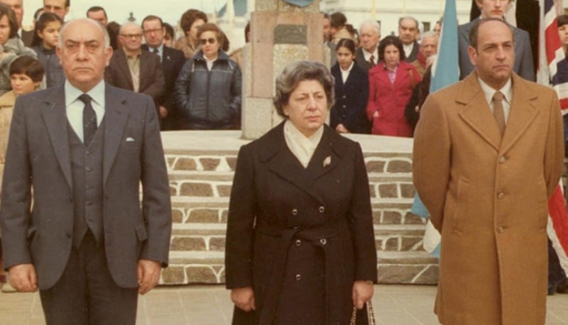 En 1982 presidió el Comité de Defensa Civil en la ciudad, propiciando acciones durante los meses que se extendió la Guerra de las Malvinas