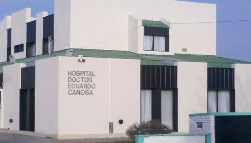 El hombre estuvo varias horas internado en el Hospital de Puerto Santa Cruz.