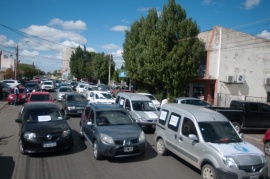 Vuelta a clases: ADOSAC pide garantias sanitarias con bocinazo