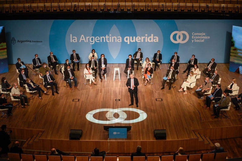 Albeerto Fernández encabezó el acto.