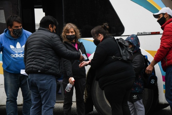 Hoy salieron dos colectivos hacia la Pingüinera