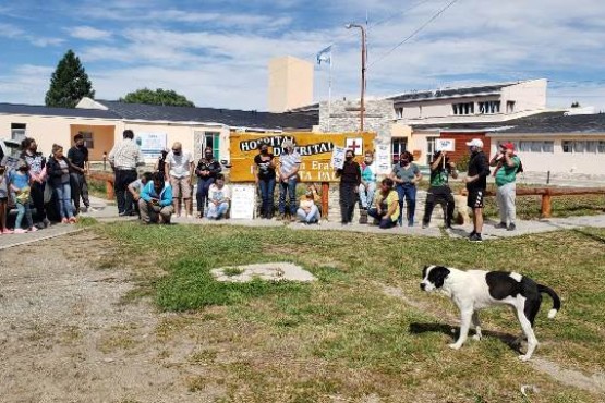 Los vecinos reclamaron contra la vacunación de funcionarios en Gobernador Gregores