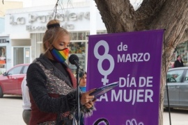 Día de la Mujer: Caleta Olivia inauguró el Banco Rojo N°302 de la Argentina