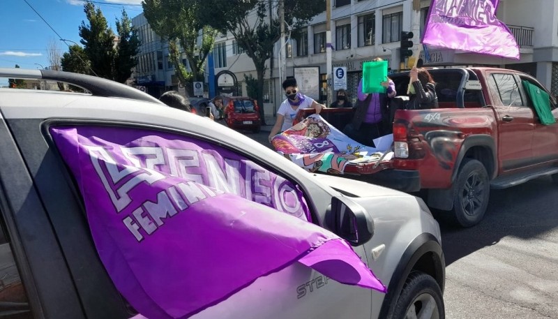 Se apostaron en las puertas del Tribunal de Justicia.