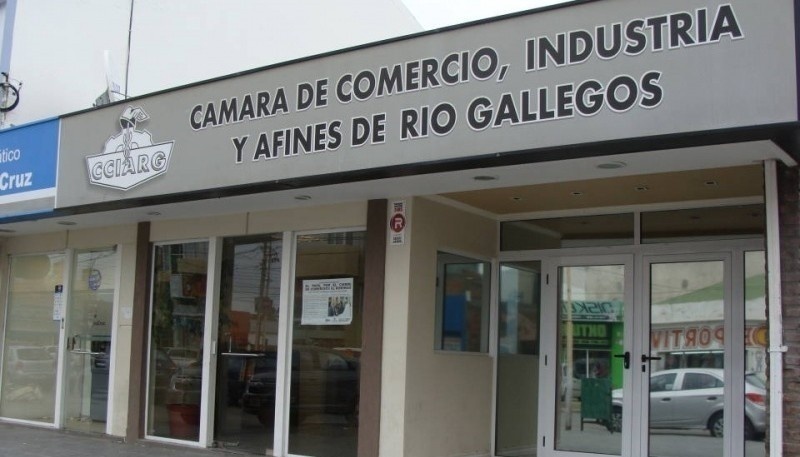 La Cámara de Comercio de Río Gallegos analizó ayer la ordenanza junto a un asesor letrado.