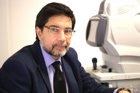  Dr. Oftalmólogo Luis Abad, director de Oftalmo Abad.