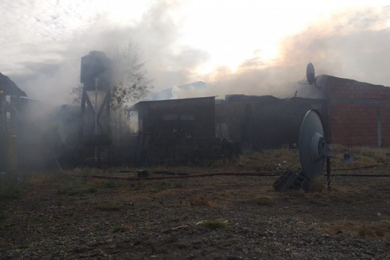 Vivienda incendiada (Foto: C.Robledo).