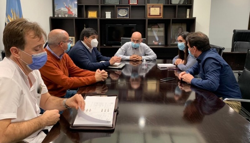 Fernando Cotillo recibió a las autoridades del Ministerio de Salud para analizar el trabajo en conjunto 