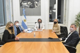 Santiago Cafiero se reunió con senadores del Frente de Todos