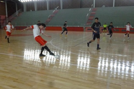 Los partidos de esta tarde se van a jugar en el Estado Polideportivo.