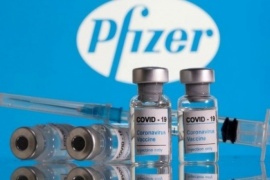 Pfizer es 100% eficaz en adolescentes