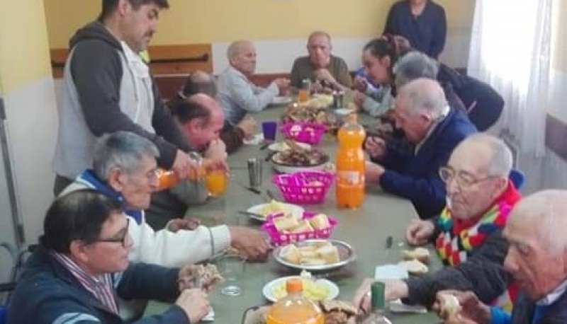 El Hogar se encuentra en condiciones y puede dar respuesta a la necesidad de la población residente. 