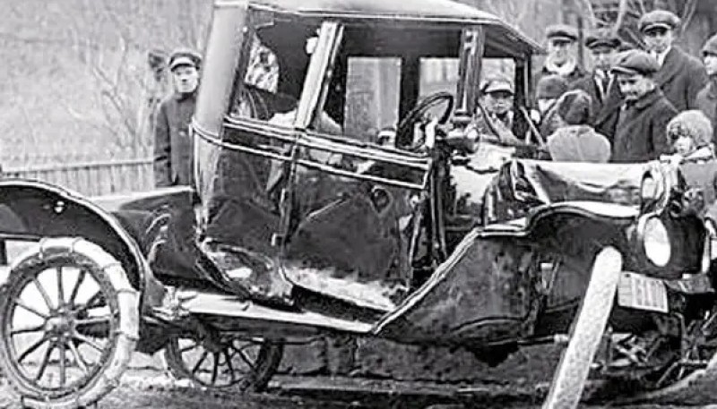 El Día Mundial del Peatón fue instaurado por la OMS en memoria del primer incidente de tráfico, ocurrido en 1896.