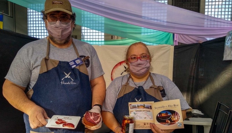 Huente Bas, el emprendimiento familiar que comercializa carnes curadas.