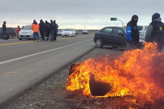 Reclamo en la ruta nacional 3 (C.Robledo)