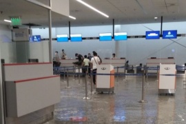 Se inundó el aeropuerto de Ezeiza pero los vuelos salieron igual