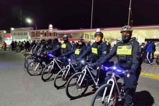 Policía realizó importante dispositivo de seguridad en la Noche de las bicicletas 2022