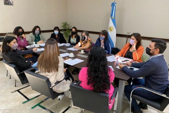 Formalizan encuentro para la reglamentación de la Mesa MARES