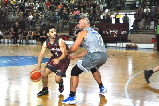 Durante el partido el Santo tuvo buenas y malas. (J. C. C.)