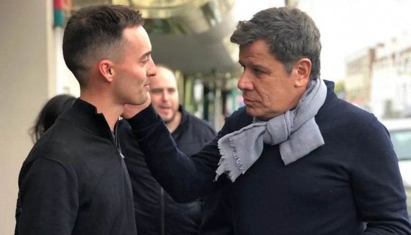 Joaquín Sierra junto a Facundo Manes en Río Gallegos.