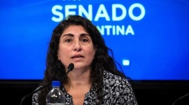 Hackearon el celular de la senadora Ana Ianni y piden dinero a su nombre