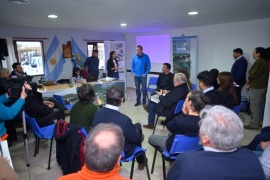 Autoridades Provinciales presentan Plan de Viviendas en El Chaltén