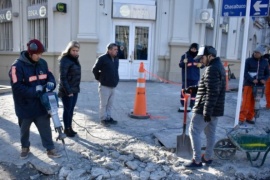 Avanza la obra de renovación integral de la Avenida Kirchner