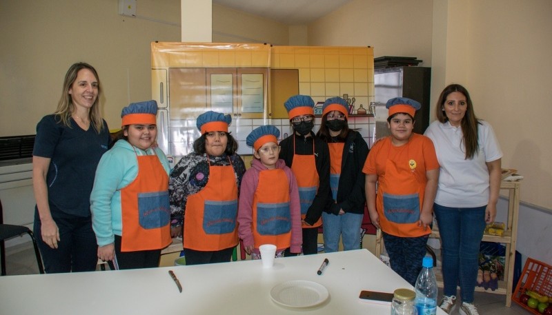 Niñas y niños disfrutaron del Taller de Cocina “Infancias Saludables” 