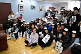 Municipalidad recibió a delegación de jóvenes de Caleta Olivia