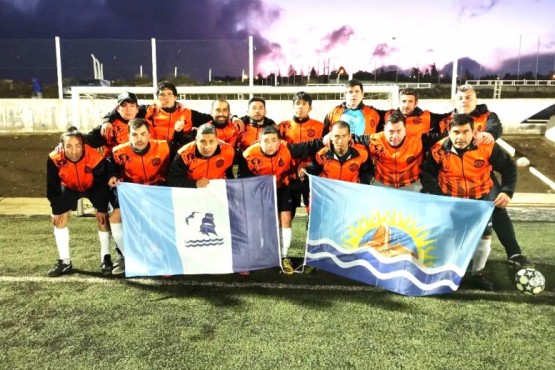  Atlético Belgrano ganó bajo la nieve en Bariloche