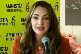 Denuncia a Juan Darthés: Laura Esquivel apoyó a Thelma Fardin