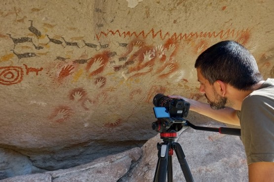 “Diálogos en el Tiempo” Cueva de las manos presente