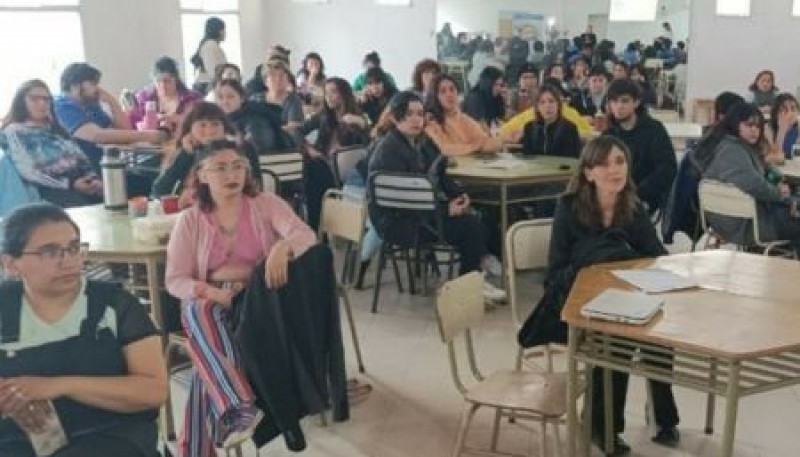 Estudiantes del IPSA participaron de una jornada institucional