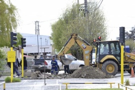 Servicios Públicos cambió válvula para modernizar la red de agua