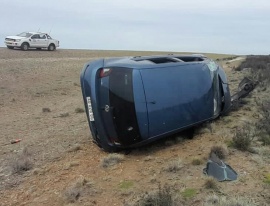 Perdió el control y terminó volcando en la Ruta N°3