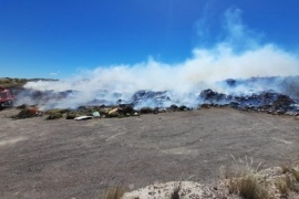 Incendio en el Punto Limpio de Puerto Madryn