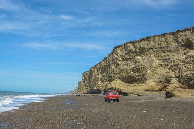 El grupo de Jeeperos que impulsan realizar una Travesía 4X4 en Punta Loyola. 