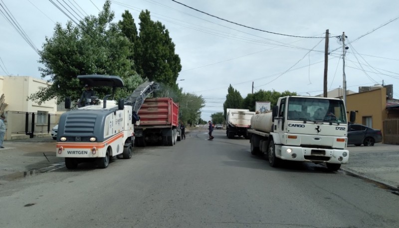 Avanzan trabajos de mejoramiento de calles. 