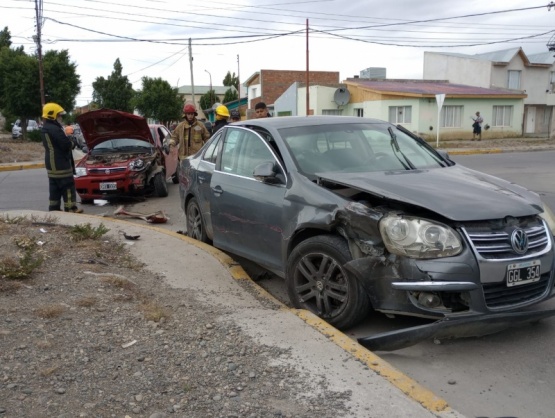 Choque en Santa Fe y Estrada