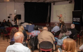 Se realizó una conferencia sobre paleontología en el Complejo Cultural