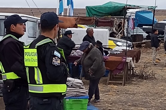 Seguridad participó de Jineteada de la Comunidad Tehuelche Camusu Aike