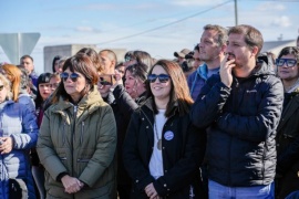 Gobierno acompañó la inauguración del asfaltado en el barrio San Benito